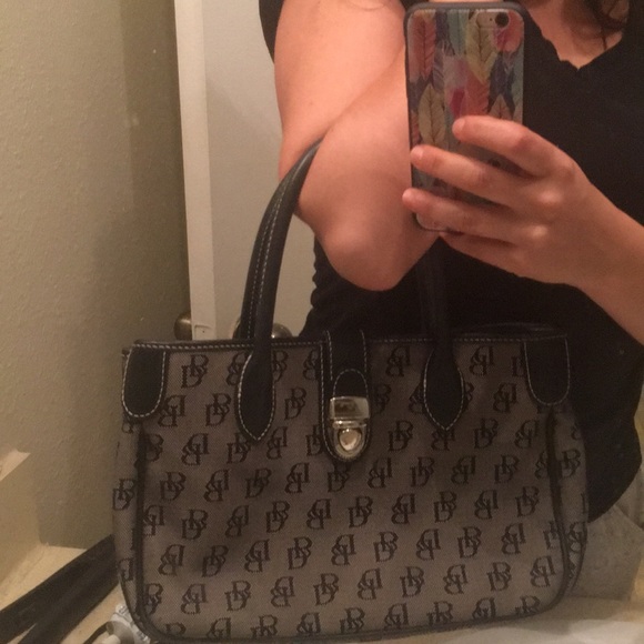 ❌SOLD❌ Dooney and Bourke purse - Picture 5 of 7